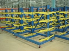 scaffalature cantilever per magazzino